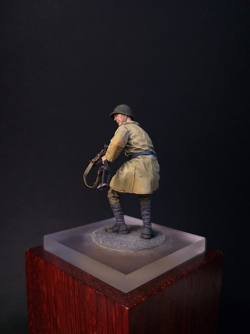 Figures: Soviet infantryman with PPS and F1, photo #7