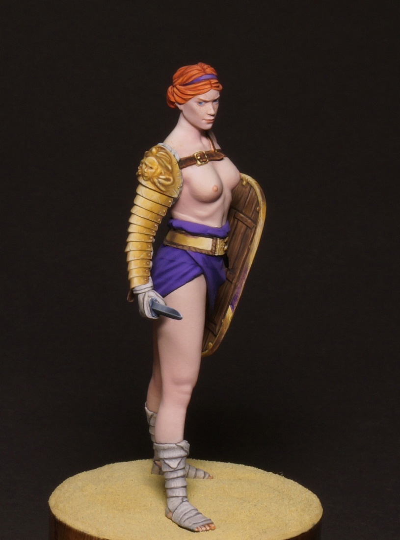 Figures: The Gladiatress, photo #2
