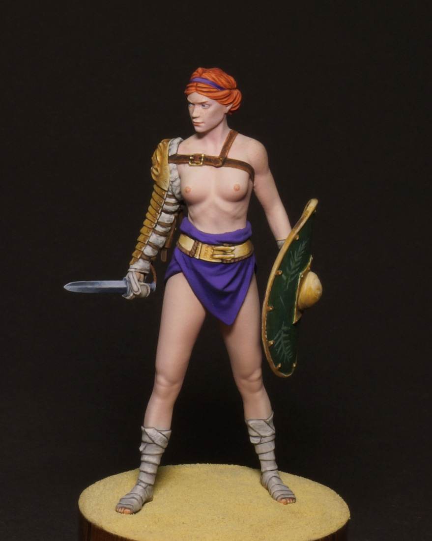 Figures: The Gladiatress, photo #7