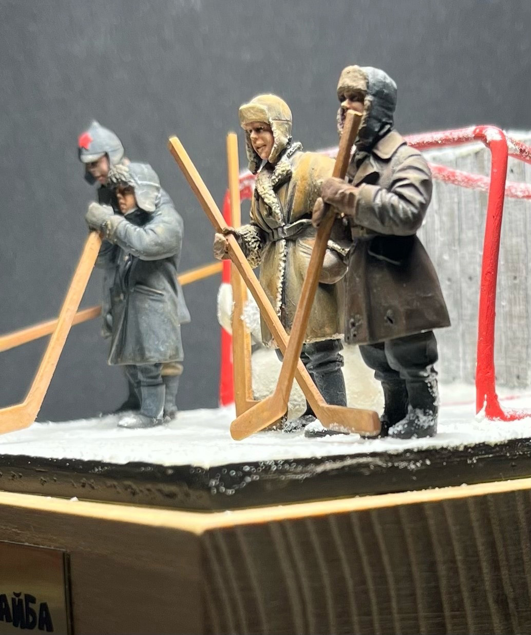 Dioramas and Vignettes: Golden Puck, photo #3