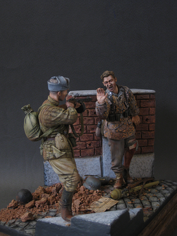 Dioramas and Vignettes: Hаnde hoch!, photo #3