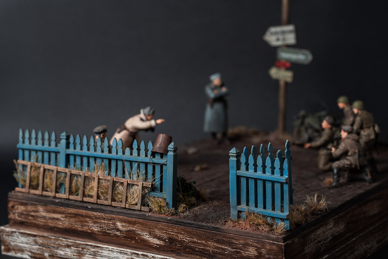Dioramas and Vignettes: Photoshoot for a newspaper, photo #11