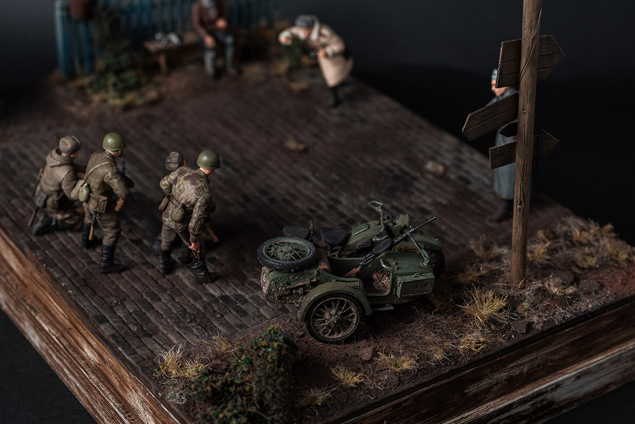 Dioramas and Vignettes: Photoshoot for a newspaper, photo #13