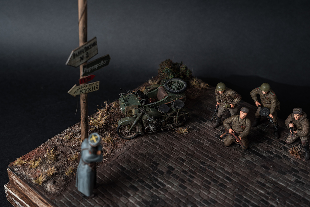 Dioramas and Vignettes: Photoshoot for a newspaper, photo #14