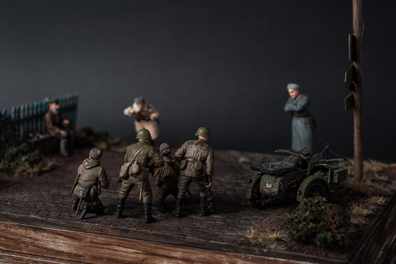 Dioramas and Vignettes: Photoshoot for a newspaper, photo #7