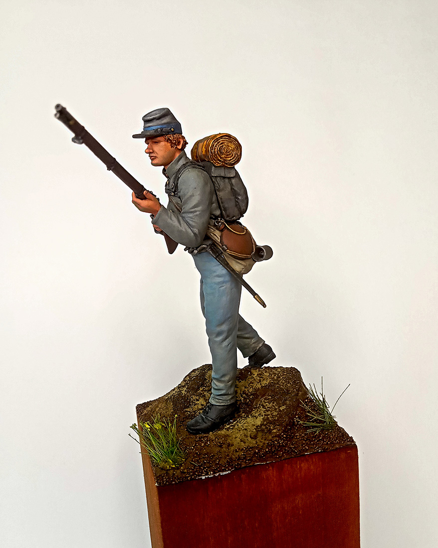 Figures: Confederate soldier, photo #2