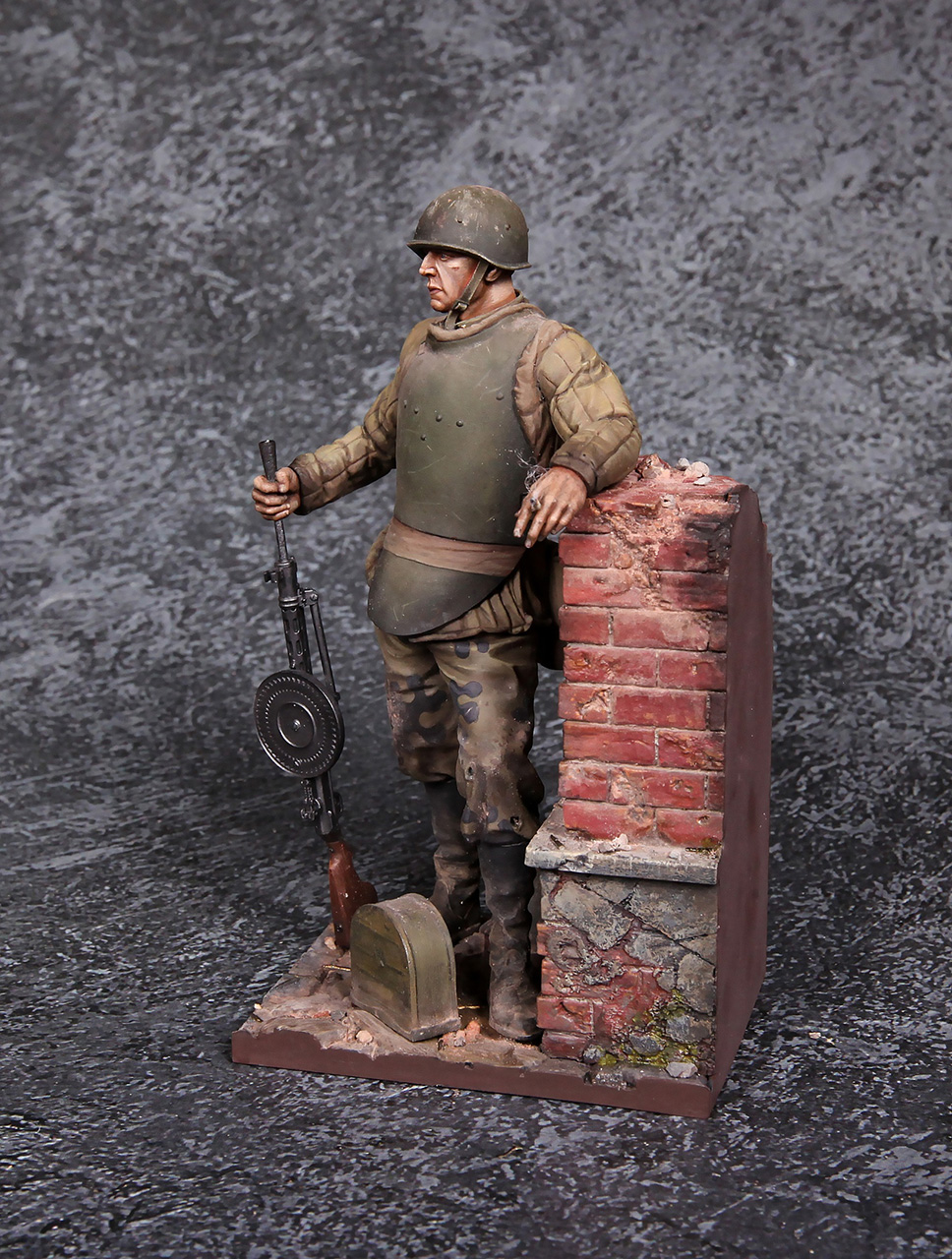 Figures: Soviet assault troops machine gunner, 1943-45, photo #3