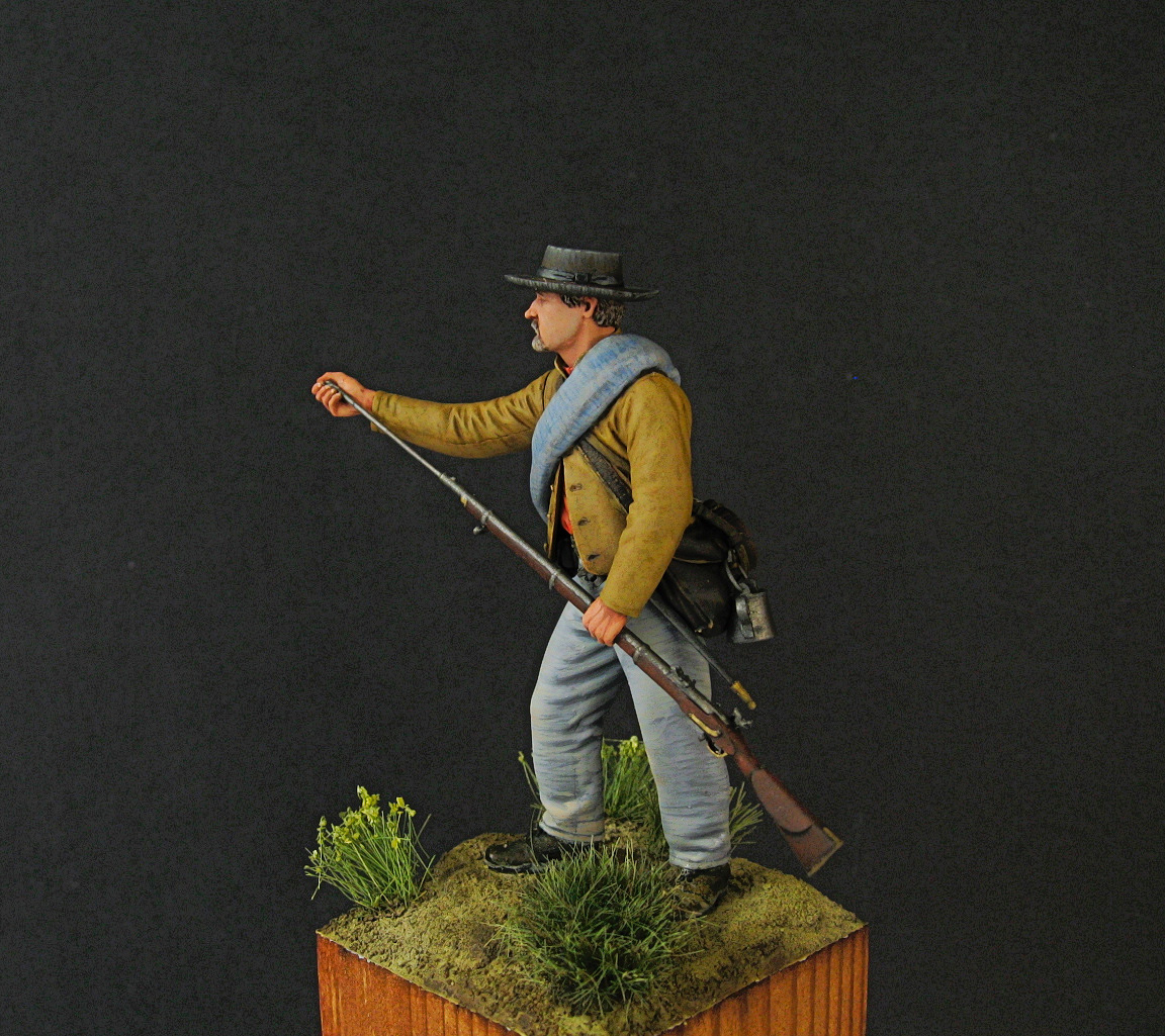 Figures: Confederate soldier, photo #2