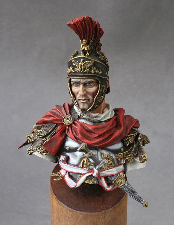 Figures: Roman cavalry officer