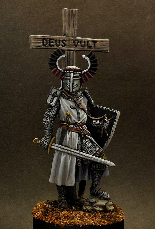 Figures: Crusader, 13th century