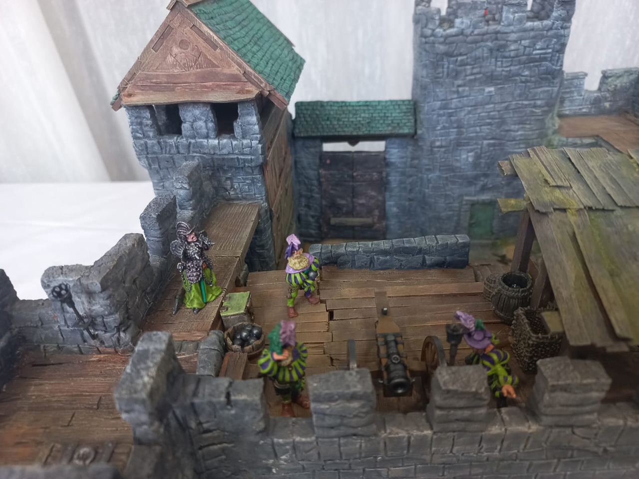 Dioramas and Vignettes: Medieval castle, photo #6