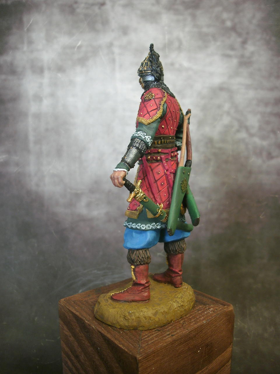 Figures: Noble Tatar warrior, 14th cent., photo #4
