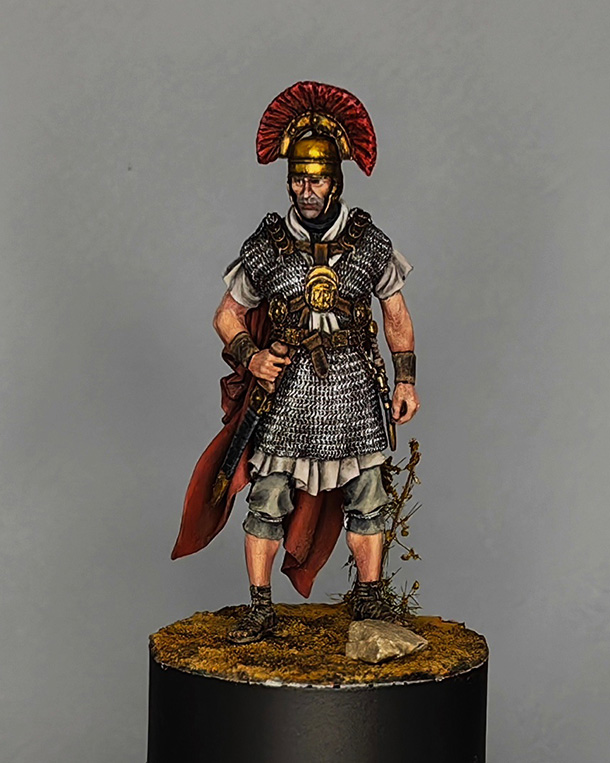 Figures: Roman centurion