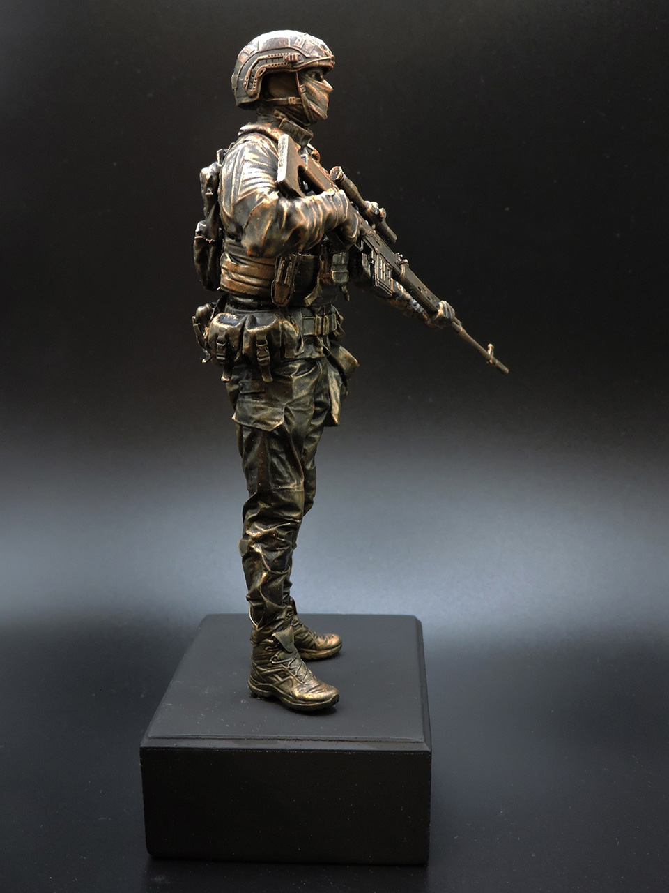Sculpture: Sniper, Russian National Guards, photo #4