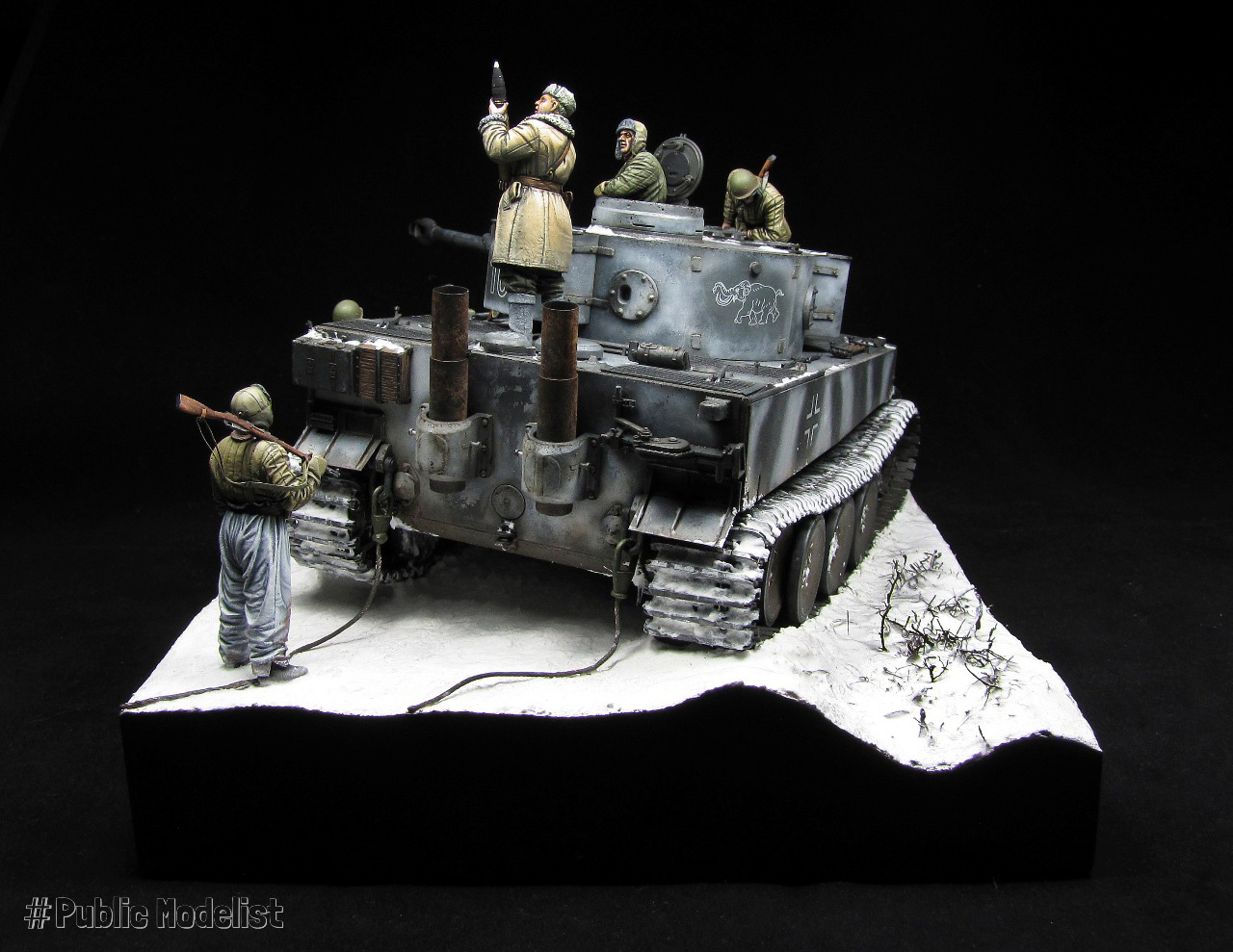 Dioramas and Vignettes: The Trophy, photo #3
