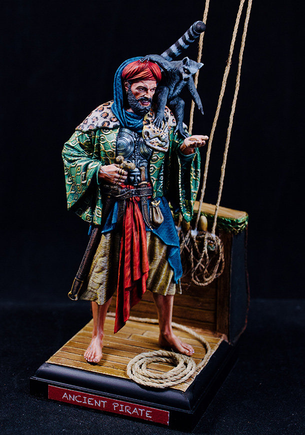 Figures: Ancient pirate