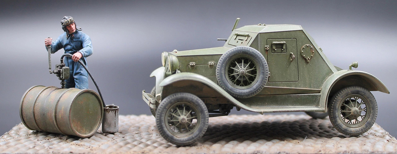 Dioramas and Vignettes: Soviet armored car D-8, photo #1