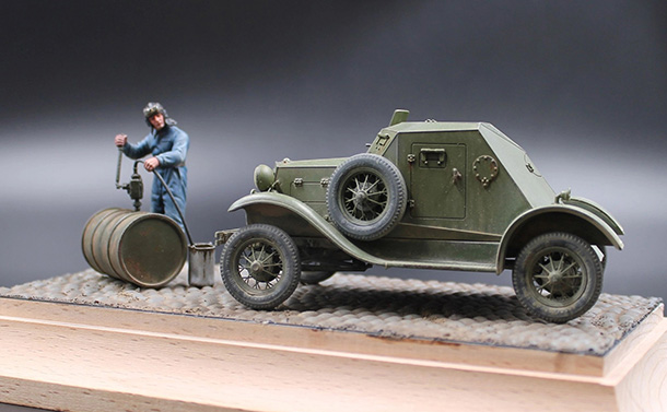Dioramas and Vignettes: Soviet armored car D-8