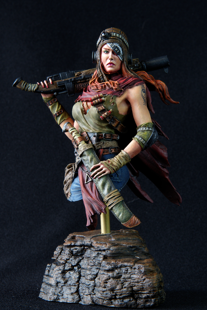 Figures: The Huntress, photo #4