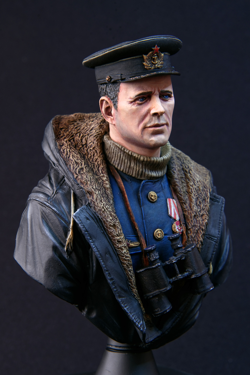 Figures: Soviet submarine commander, photo #4