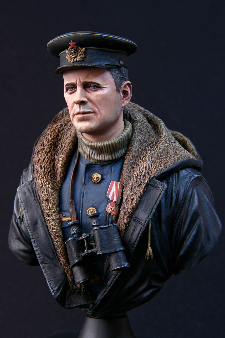 Figures: Soviet submarine commander, photo #5