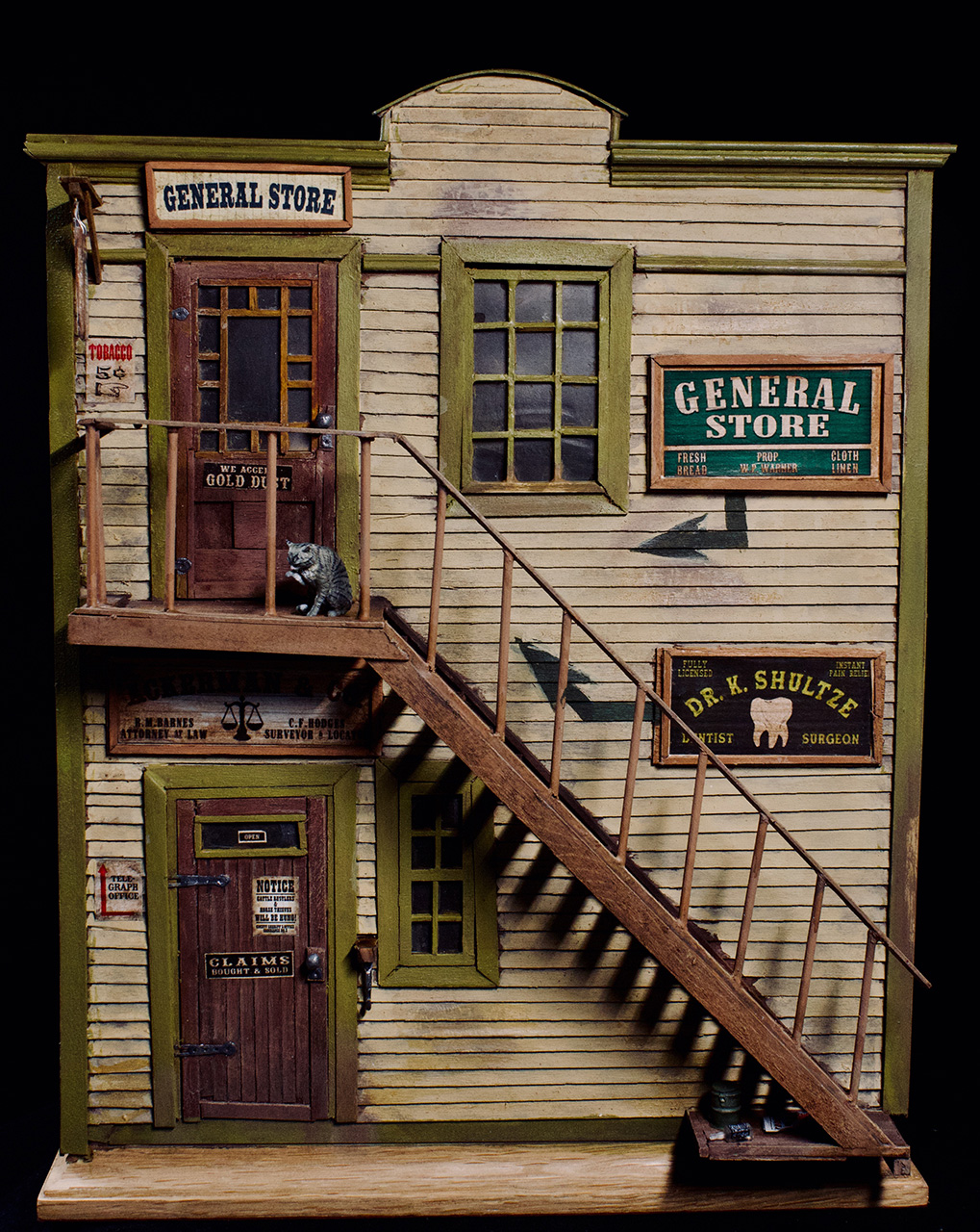 Dioramas and Vignettes: Lights, camera, action!, photo #7