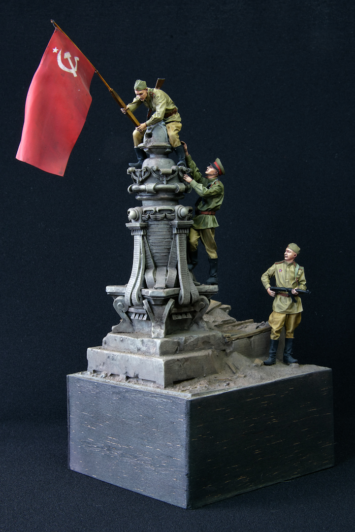 Dioramas and Vignettes: Red flag over Berlin, photo #1