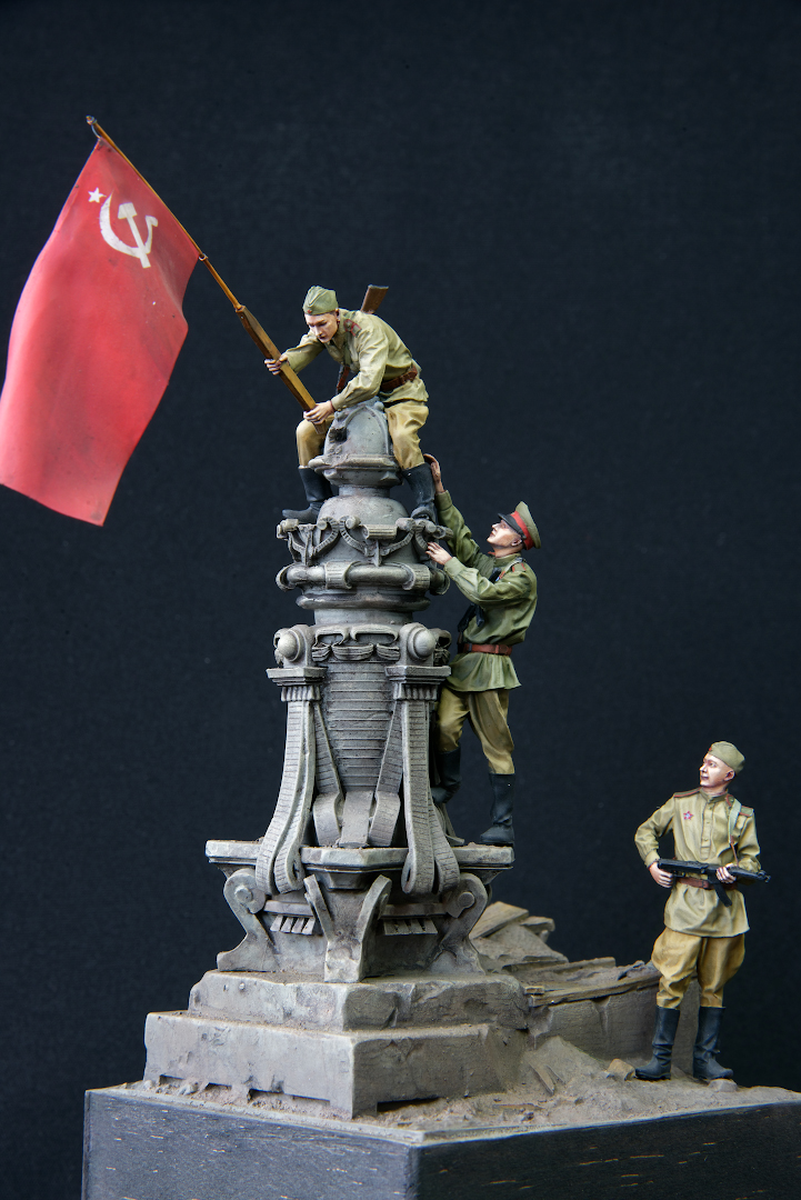 Dioramas and Vignettes: Red flag over Berlin, photo #4