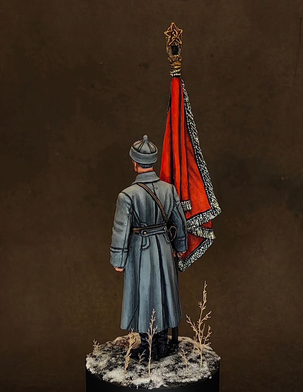Figures: Red Army senior sergeant with the standard, 1941, photo #4