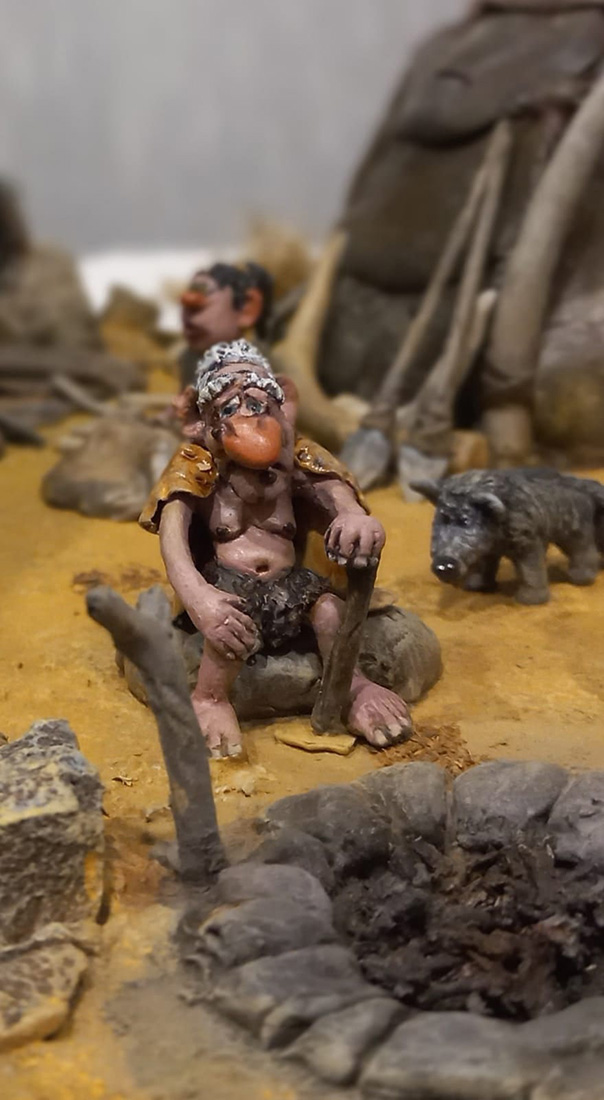 Dioramas and Vignettes: Camp of prehistoric people, photo #7