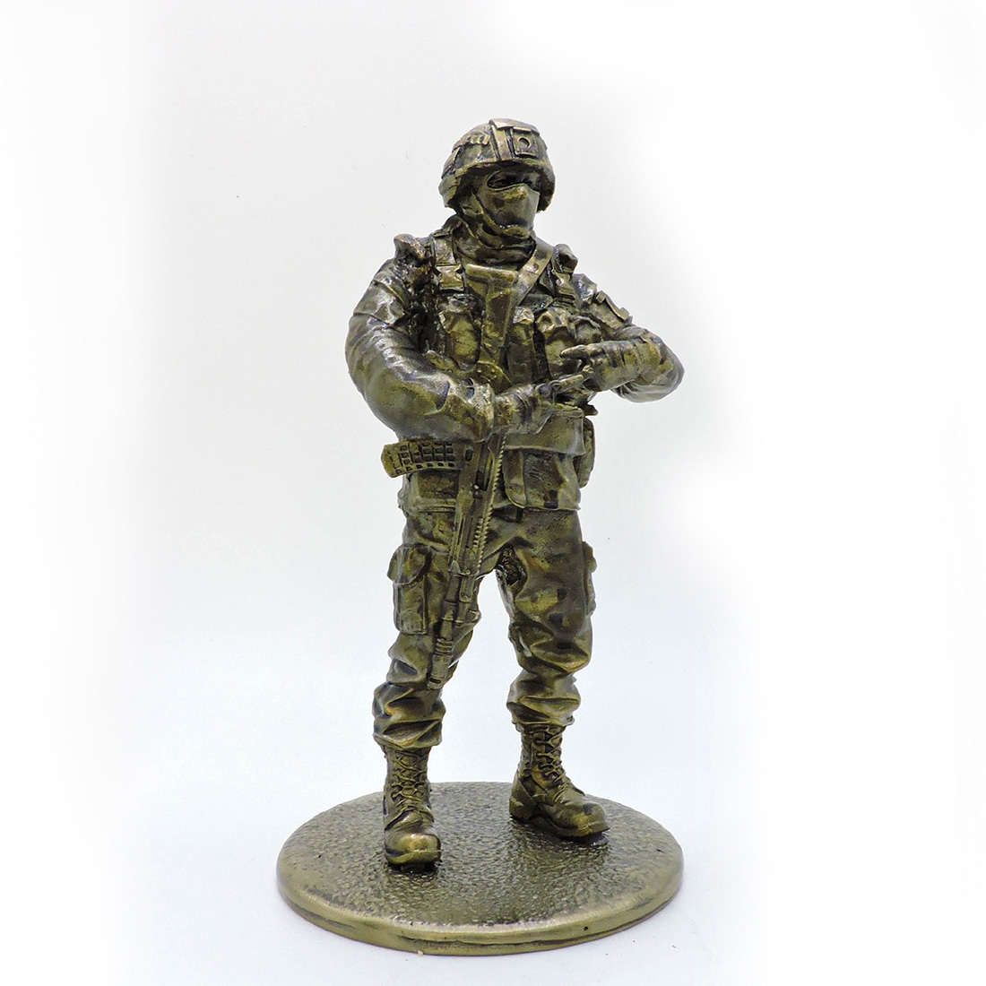 Sculpture: Modern Russian trooper, photo #1