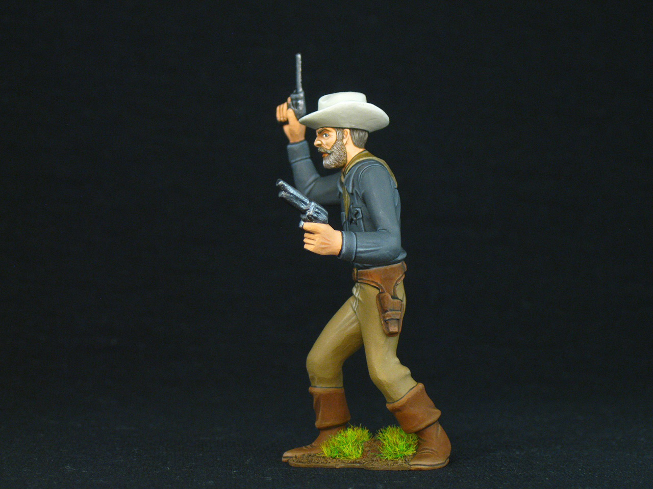 Figures: Sheriff, photo #1