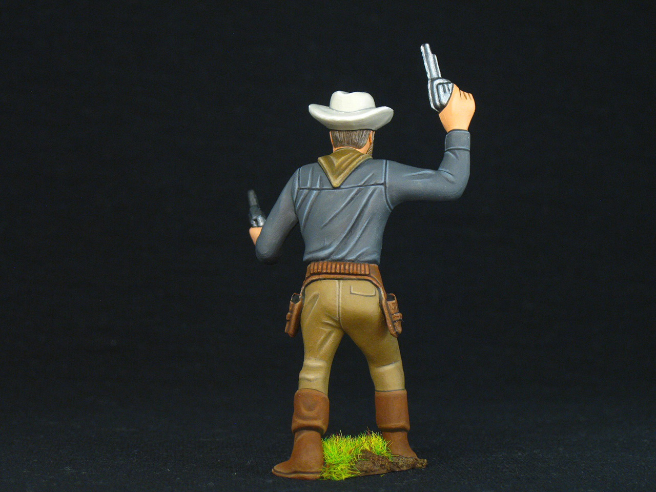 Figures: Sheriff, photo #3