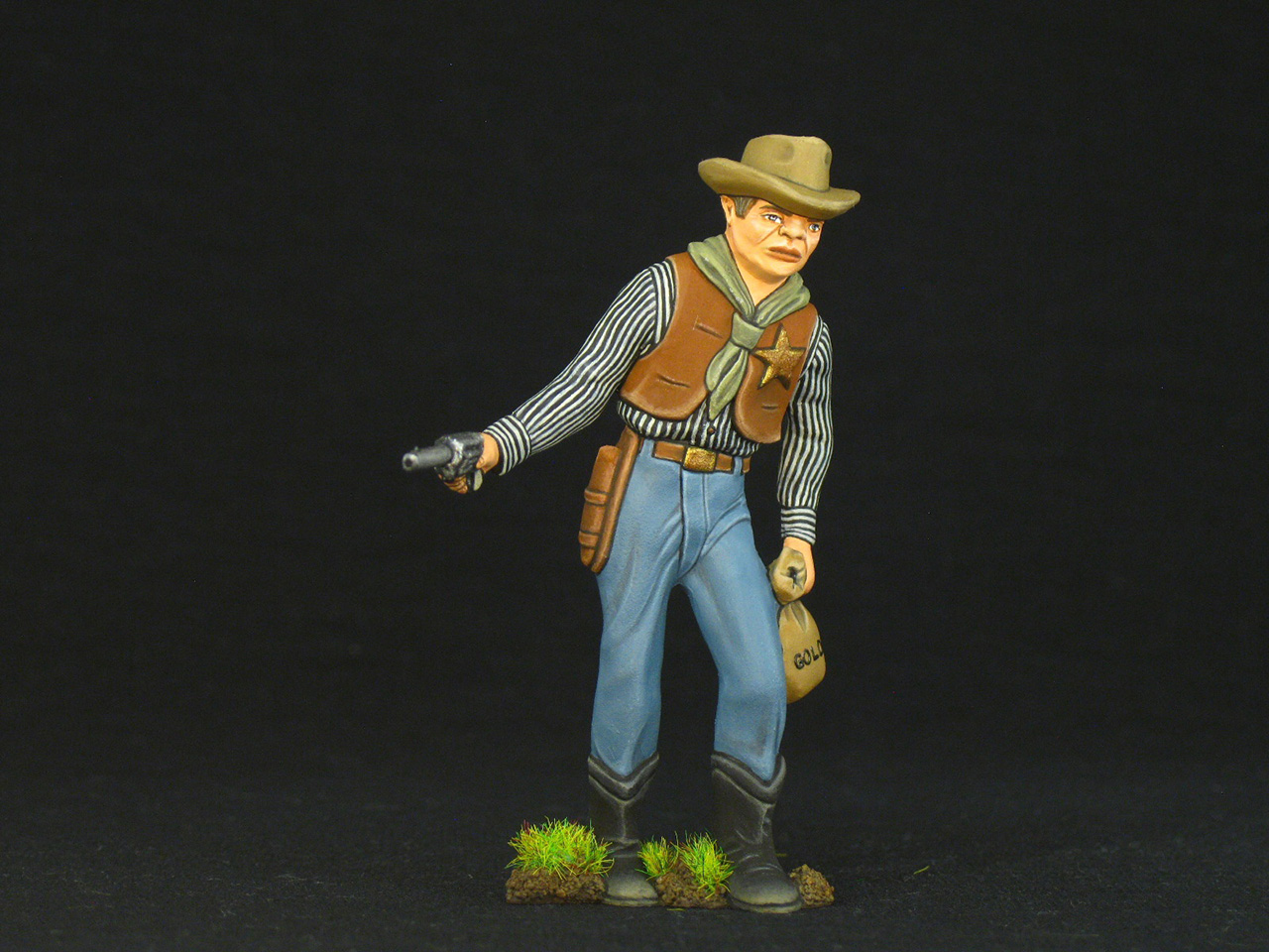 Figures: Sheriff, photo #1