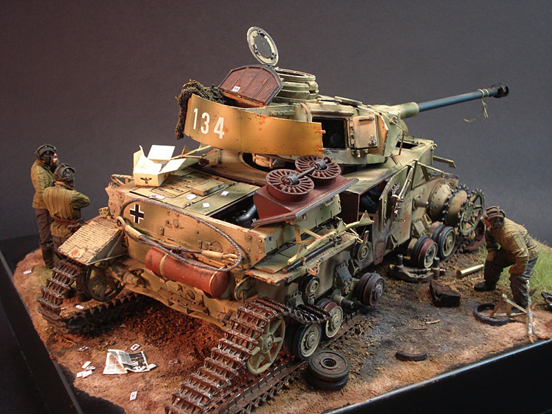 Dioramas and Vignettes: Panzer IV Ausf J Mid Version Destroyed, photo #1