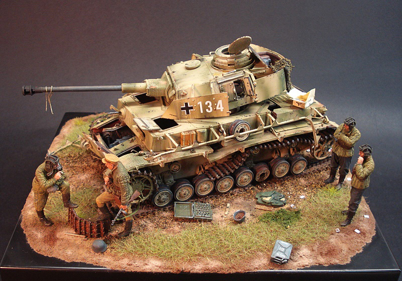 Dioramas and Vignettes: Panzer IV Ausf J Mid Version Destroyed, photo #2