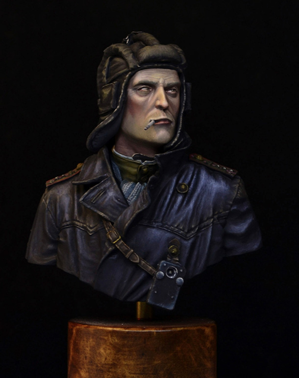 Figures: Red Army tank commander, 1944