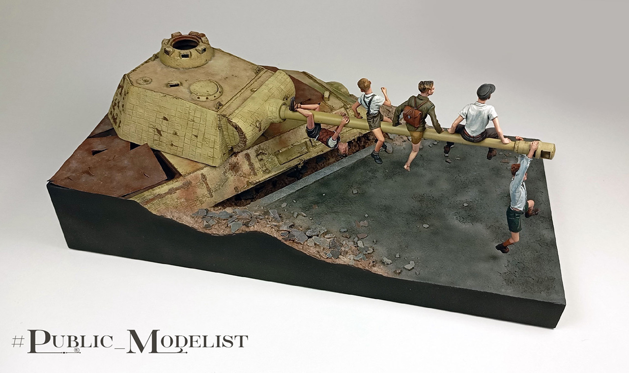 Dioramas and Vignettes: The Toy, photo #3