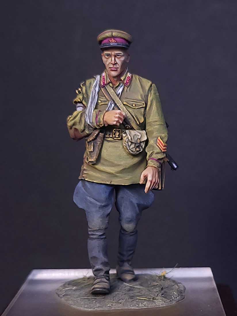 Figures: Red Army commander. Summer 1941, photo #1