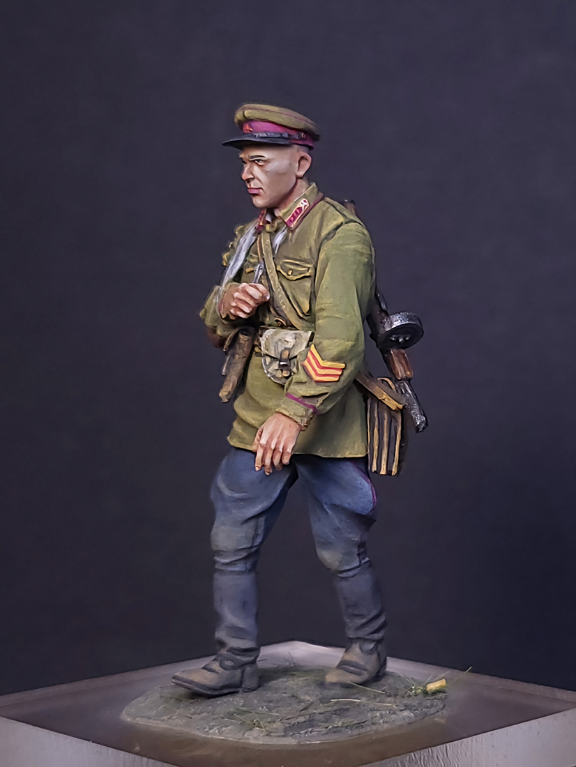Figures: Red Army commander. Summer 1941, photo #2