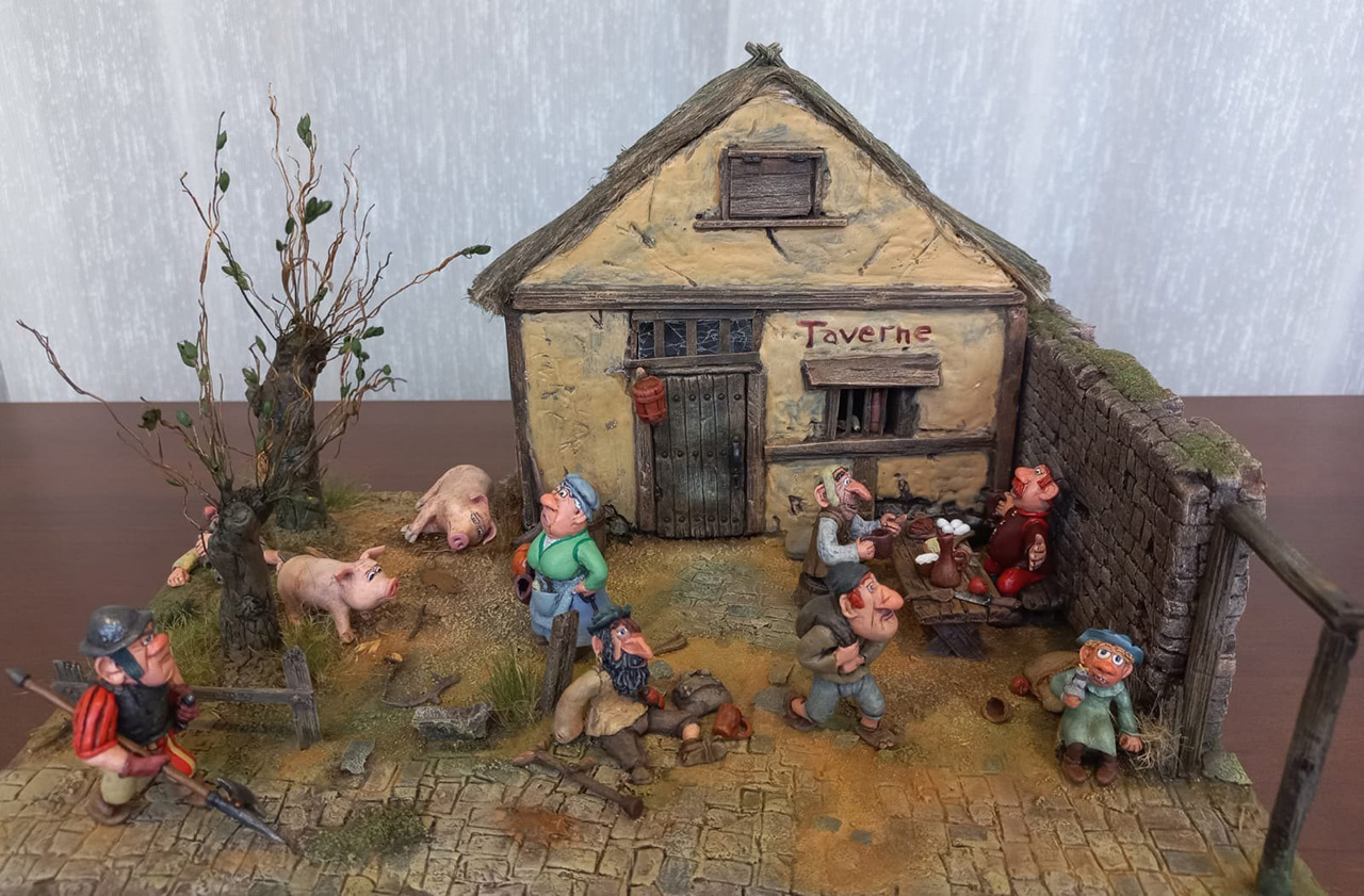 Miscellaneous: By the tavern, photo #1