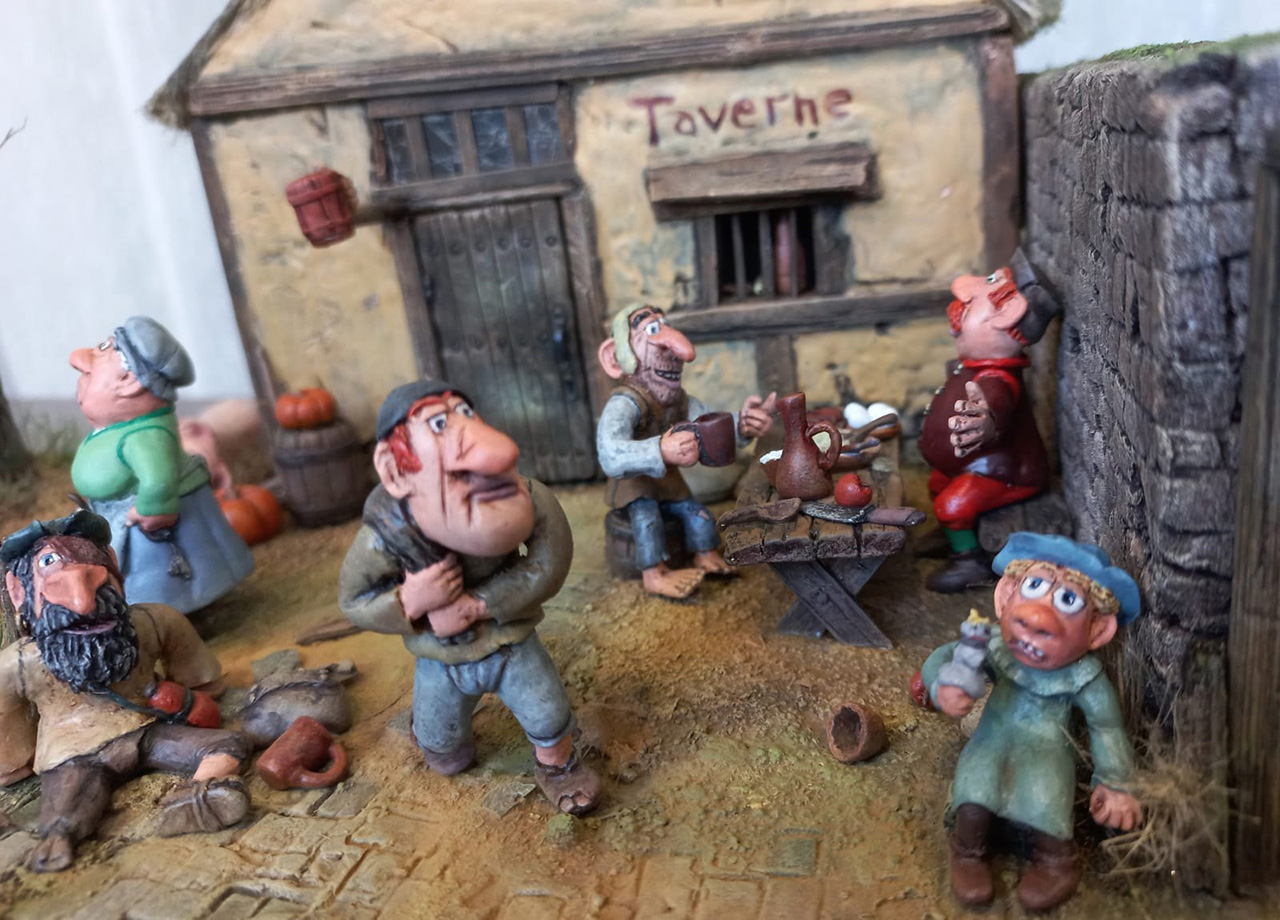 Miscellaneous: By the tavern, photo #4