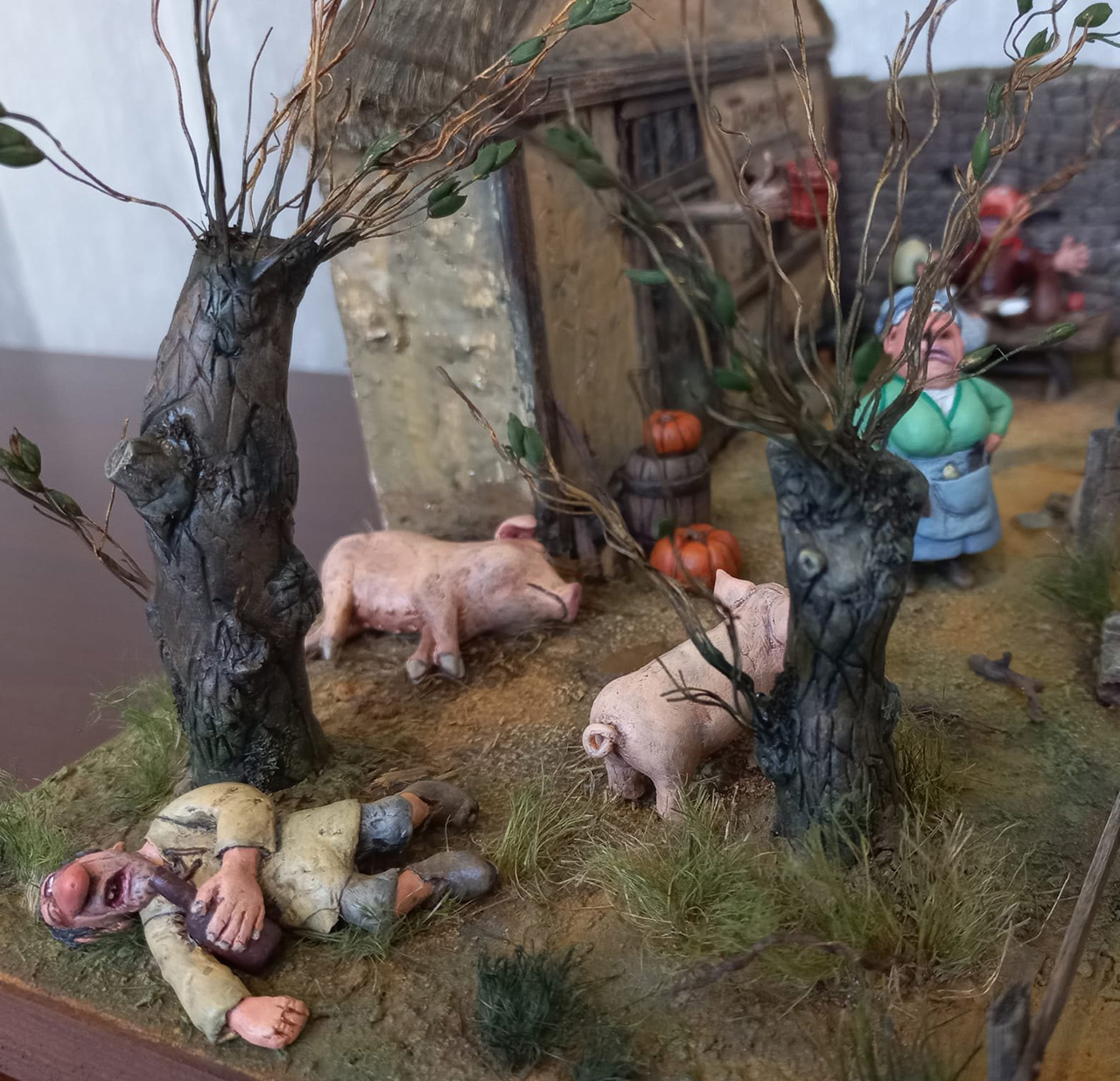 Miscellaneous: By the tavern, photo #7