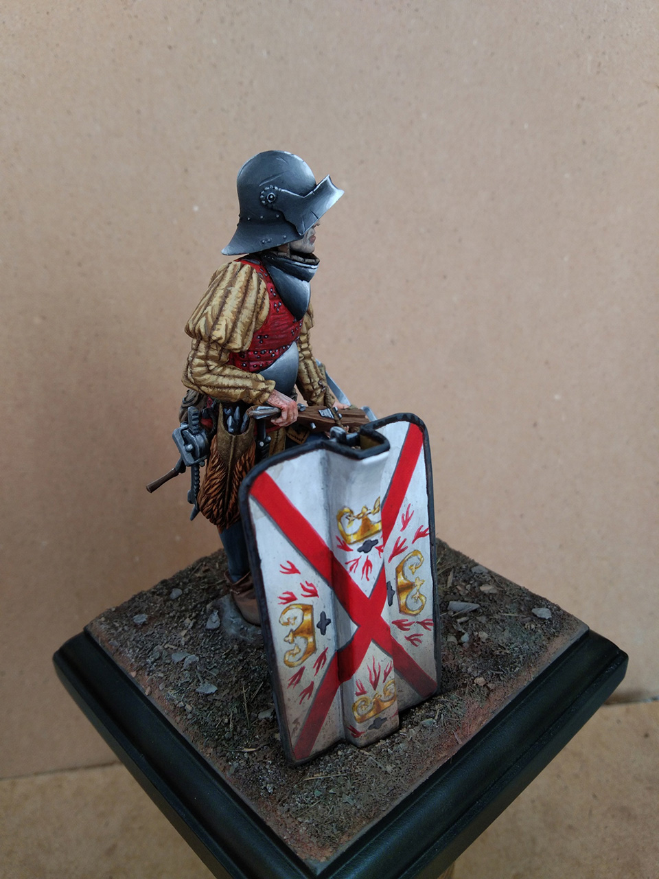 Figures: Crossbowman, 15th century, photo #4