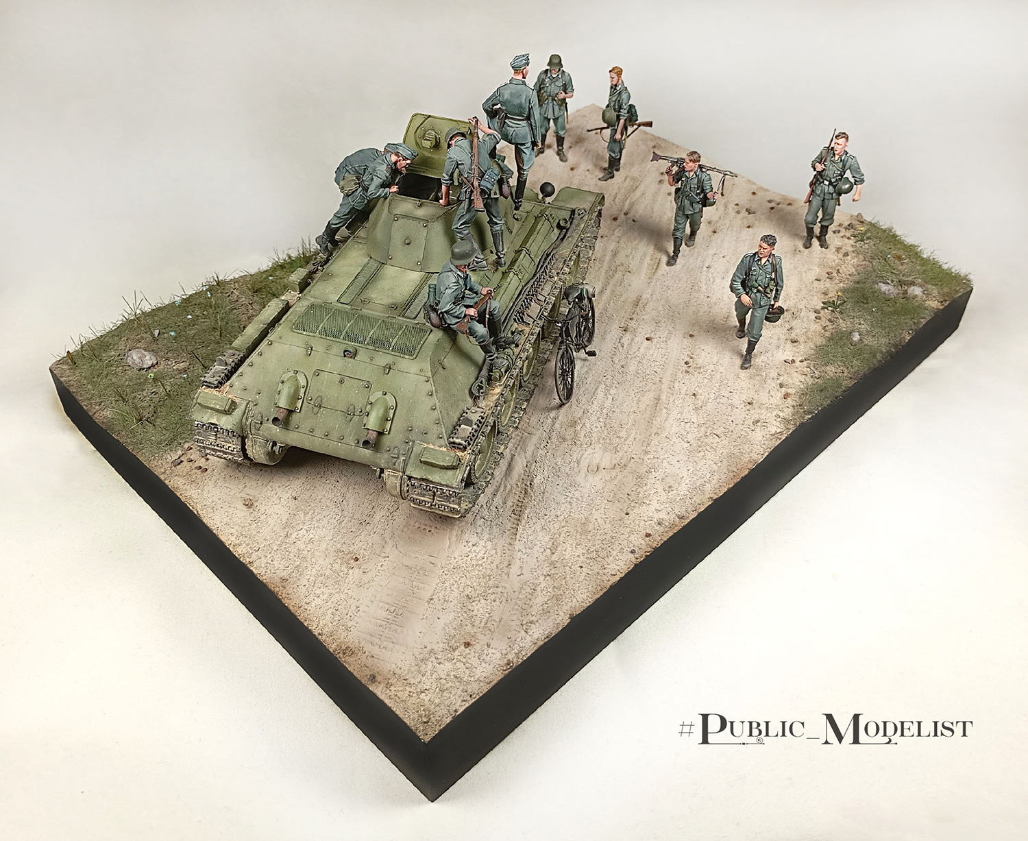 Dioramas and Vignettes: 1941, photo #2