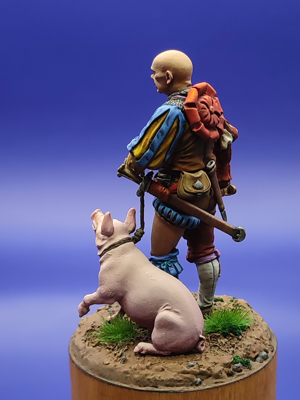 Figures: Landsknecht with a pig, 16th century, photo #6