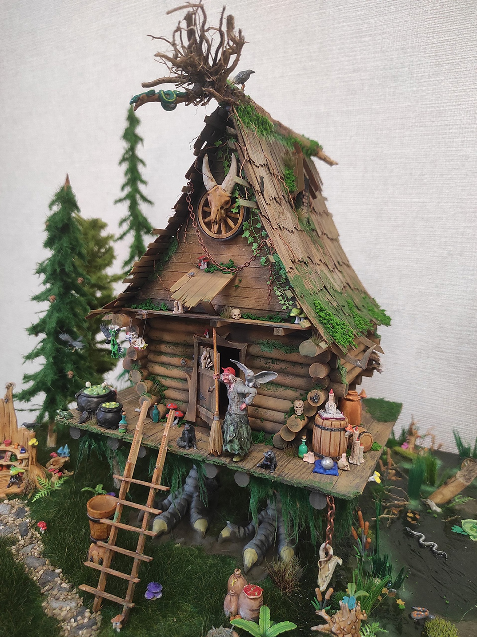 Miscellaneous: Mistress of the Forest, photo #3