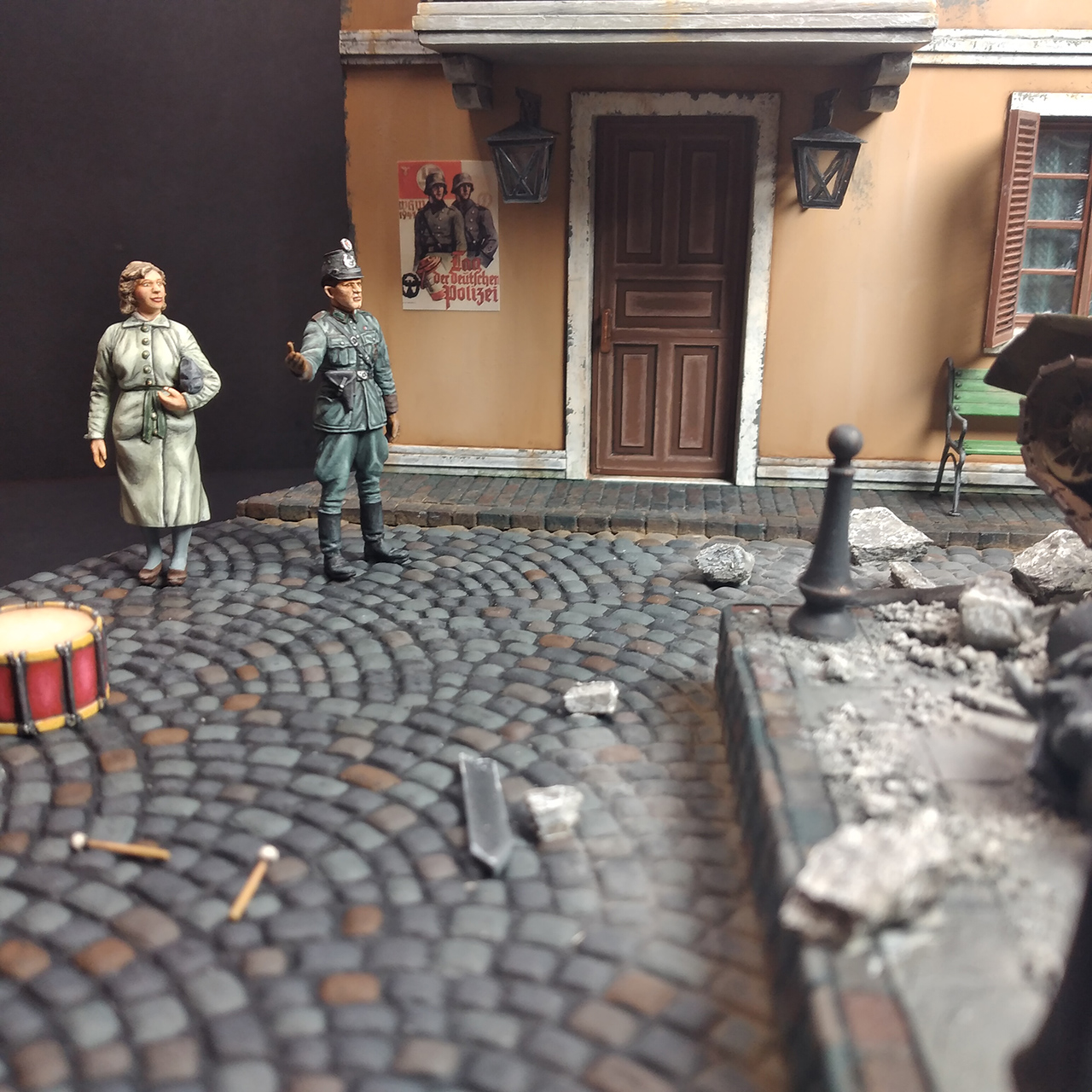 Dioramas and Vignettes: Bring me some beer!, photo #15