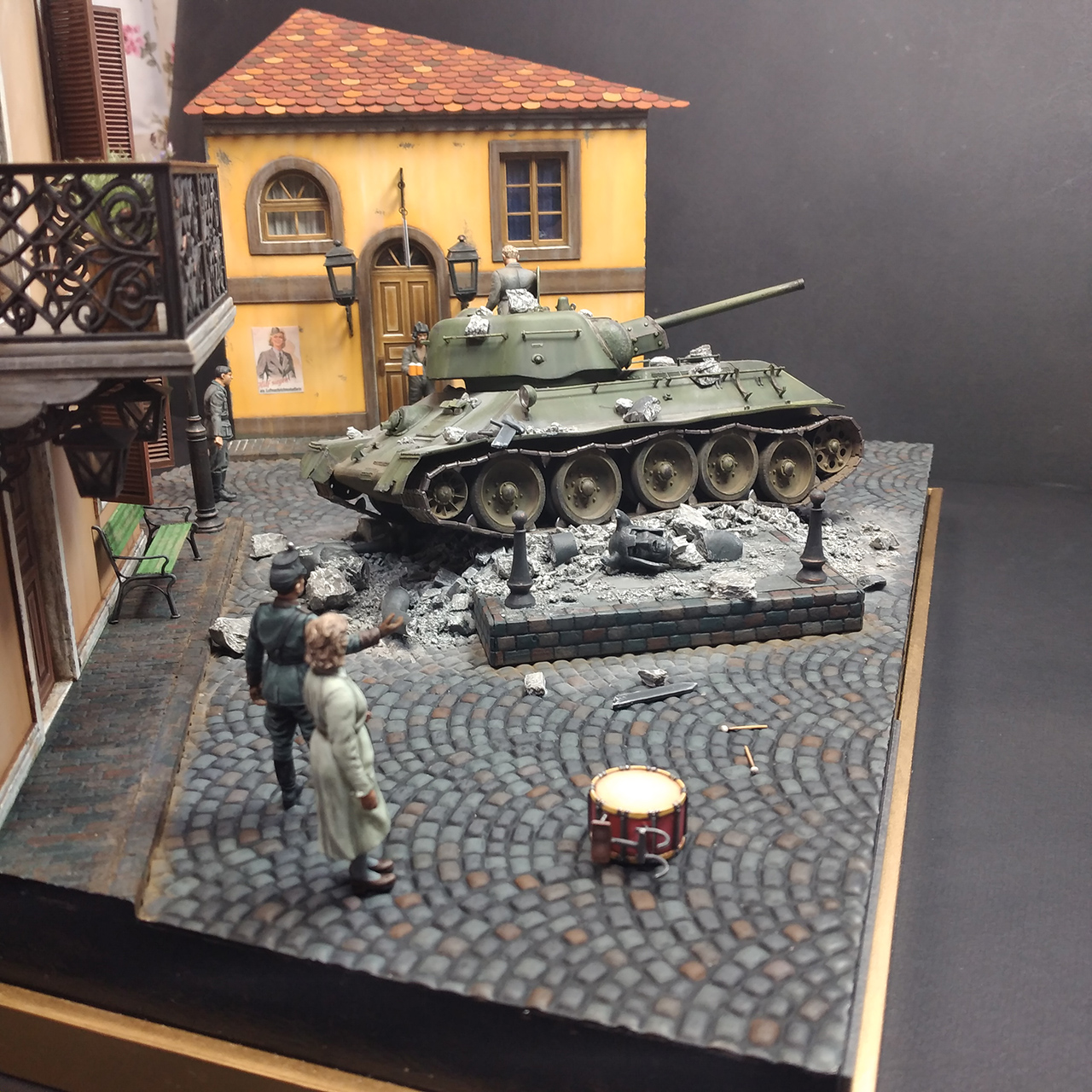 Dioramas and Vignettes: Bring me some beer!, photo #5