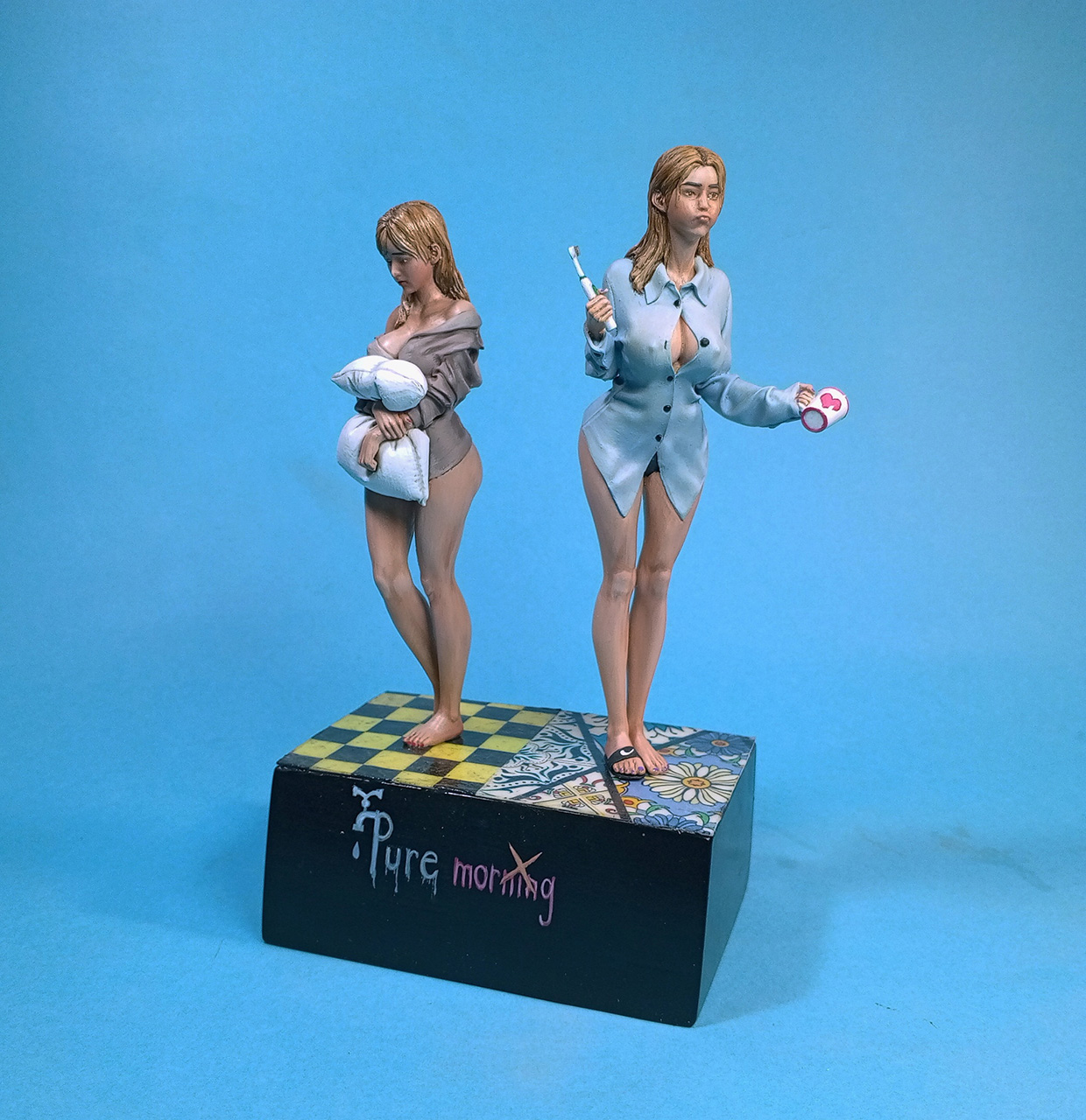 Figures: Pure Morning, photo #3